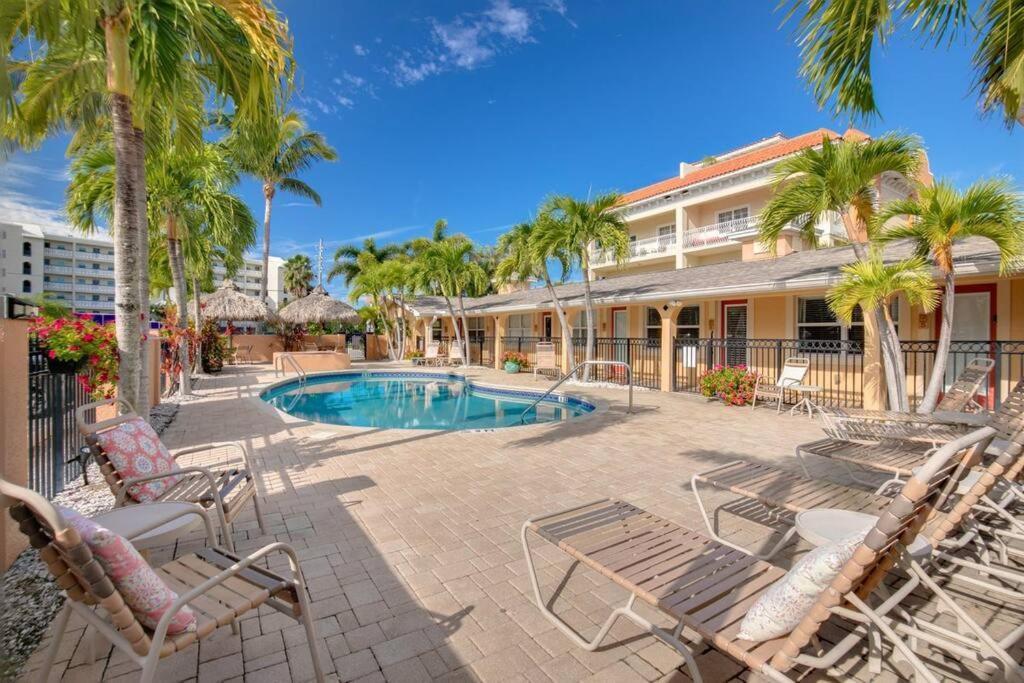 Steps To The Beach And Restaurants! - Coconut Villa'S Suite 1 St. Pete Beach Exteriér fotografie