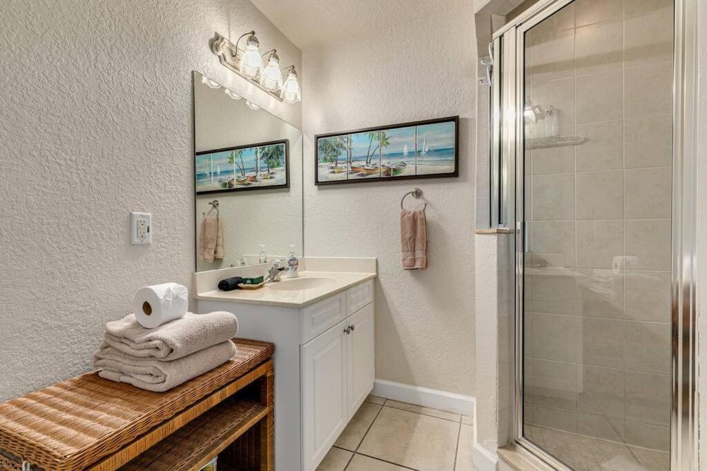 Steps To The Beach And Restaurants! - Coconut Villa'S Suite 1 St. Pete Beach Exteriér fotografie