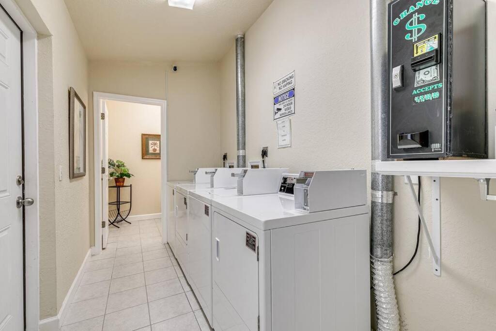 Steps To The Beach And Restaurants! - Coconut Villa'S Suite 1 St. Pete Beach Exteriér fotografie